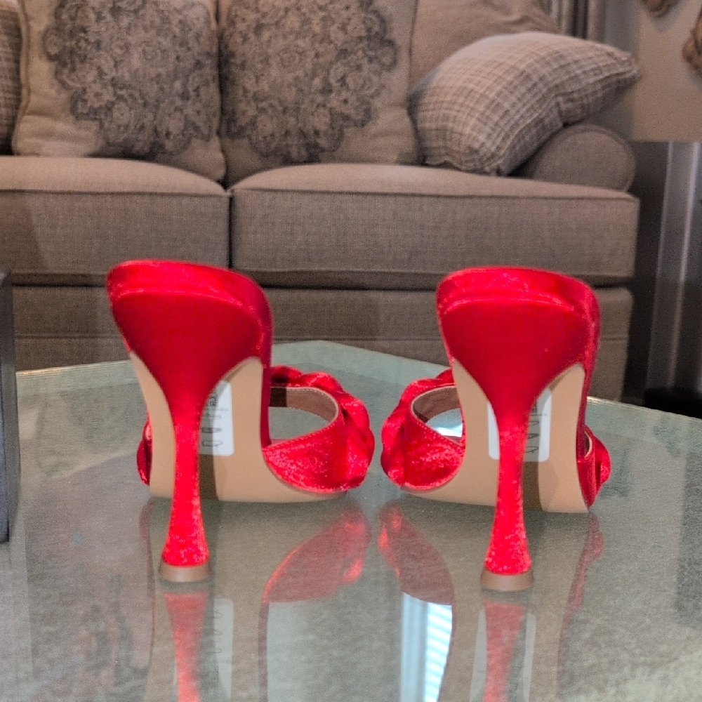 Red Mule Heels New 9 - Picture 5 of 8